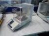 METTLER TOLEDO XS403S Precision balance, 12V, 2.25A, Readability 1mg, Capacity 410g.