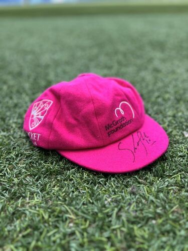 Shaheen Shah Afridi Pakistan Cricket Team Signed Pink Baggy