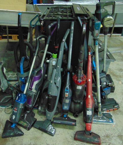 Bulk Lot Stick Vacuum Cleaners & Steam Mops - Miscelleanous Brands / Incomplete
