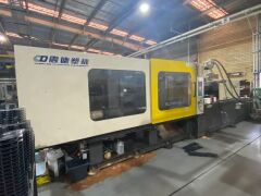 2005 Chen De CJ380M3V Plastic Injection Moulding Machine