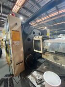 2005 Chen De CJ380M3V Plastic Injection Moulding Machine - 12