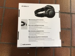 Audio-Technica ATH-M20x Monitor Over-Ear Headphones MODEL: ATH-M20X/1.2M - 4
