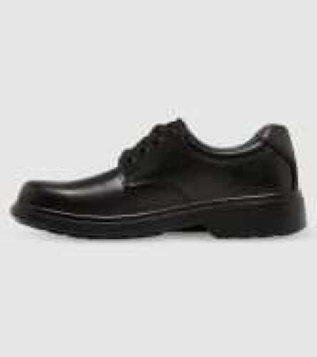 REFUND Clarks Daytona Junior Boys School Shoes, Size 10.5(UK), Black 138108-028-E-020