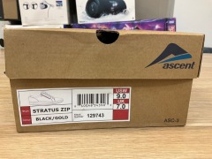 Ascent Stratus Zip Womens, Size 7(UK), Black / Gold 129743-090 - 2