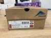 Ascent Stratus Zip Womens, Size 6.5(UK), Black / Gold 129743-085 - 3