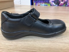 Clarks Petite Junior Girls Mary Jane School Shoes, Size 11(UK), Black 134141-028-E-110a - 5