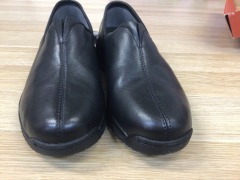 Propet Womens Slip On Shoes WSR006, Size 8.5(US), Black - 2