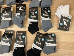 Bundle Of 21 x 3 Packs Of Assorted Kids Socks, Size S 9-12 - 3