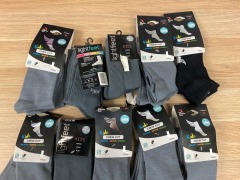 Bundle Of 21 x 3 Packs Of Assorted Kids Socks, Size M 13-3 - 2