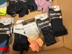 Bundle Of 24 X Medium Mens 6 - 8 & 1/2 / Womens 9 & 1/2 Assorted Socks - 7