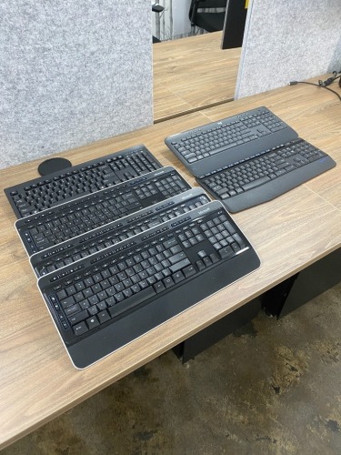 Quantity of 5 x assorted Multimedial Wireless Keyboards
