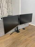 Quantity of 2 x Hewlett Packard Monitors