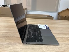 Apple MacBook Air 13-inch M1/8GB/256GB SSD - Space Grey (2020) 5063228 - 4