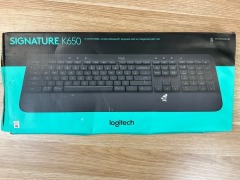 Bundle of 1 x Logitech Signature K650 Wireless Keyboard - Graphite and 2 x Logitech K120 Keyboard - 5