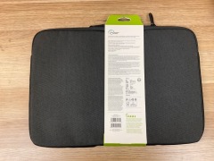 Bundle of 7 x Assorted Targus Laptop Cases - 4
