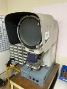 Topcon PP-30E Profile Projector