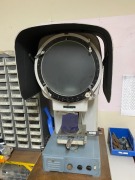 Topcon PP-30E Profile Projector - 2