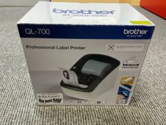 Brother Professional Label Printer QL-700 - 2
