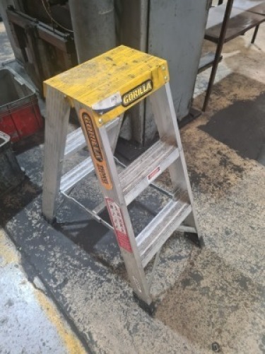 Gorilla Step Ladder