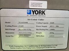 2014 York YLAA 0220HE Air-Cooled Scroll Chiller - 9