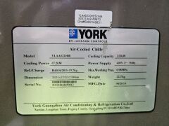 2014 York YLAA0220HE Air-Cooled Scroll Chiller - 8