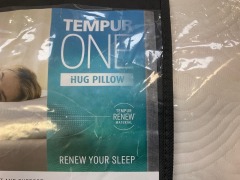 Tempur One Hug Pillow Medium - 4