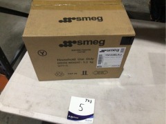 Smeg 50's Retro Style 4 Slot Wide Toaster - Black TSF03BLAU - 3