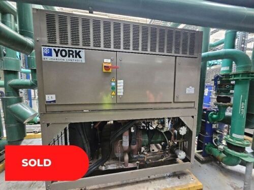 2014 York YLAA 0220HE Air-Cooled Scroll Chiller