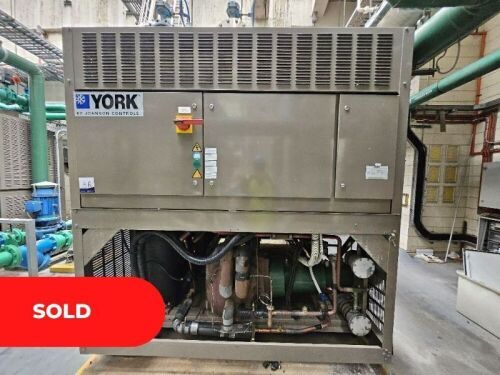 2014 York YLAA0220HE Air-Cooled Scroll Chiller