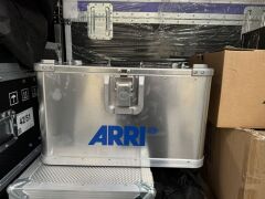 ARRI Signature Zoom 45-135mm/T2.8 M/F Lens Set - 6