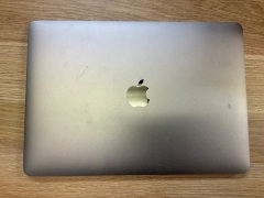 MacBook Pro 13" i5 1.4GHZ / 8GB / 512GB - A2289 - 3