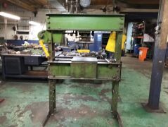 Manual Hydraulic Press - 3