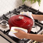 Larder & Vine Enameled Cast Iron Round Dutch Oven | 5.4L (Cabernet) - 3