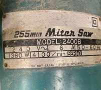 Mitre saw, Makita, Model 2400B, 255mm blade, 1380W, 240V plug in - 2