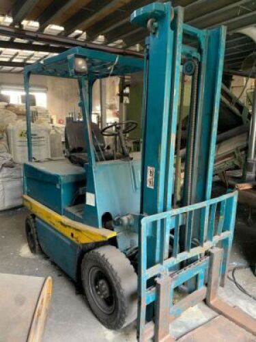 TCM 2.5T Electric Forklift