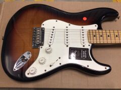 Fender Player Stratocaster, Maple Fingerboard in 3 Color Sunburst - 2