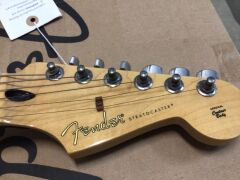 Fender Player Stratocaster, Maple Fingerboard in 3 Color Sunburst - 3