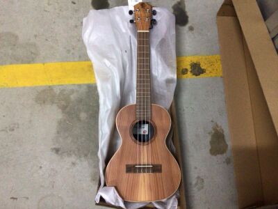 Baton Rouge UR71-T Tenor Ukulele