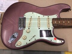 Fender Vintera 60s Stratocaster Modified Pau Ferro Burgundy Mist Metallic - 3