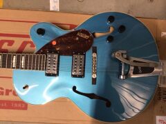 G2420T Streamliner Hollow Body with Bigsby, Laurel Fingerboard, BroadTron BT-2S Pickups, Riviera Blue - 3