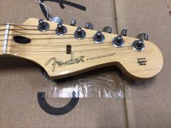 Fender Player Stratocaster, Maple Fingerboard in Buttercream - 4