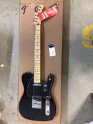 Fender Player Telecaster, Maple Fingerboard in Black - 2