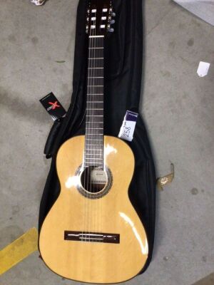 Esteve 4ST Nylon String Guitar, Solid Spruce Top