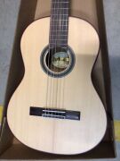 Valencia 700 Series Classical Guitar - 3