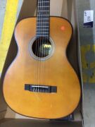 Valencia 430 Series Auditorium Classical Guitar - 3