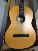 Valencia 200 Series 'Hybrid' Thin Neck Classical Guitar - 3