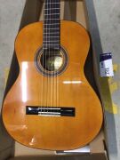 Valencia 100 Series Classical Guitar - 3