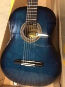 Valencia 100 Series Classical Guitar - 3