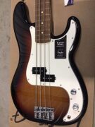 Fender Player Precision Bass, Pau Ferro Fingerboard in 3 Color Sunburst - 3