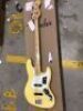 Fender Player Jazz Bass - Buttercream - Maple Neck - 2